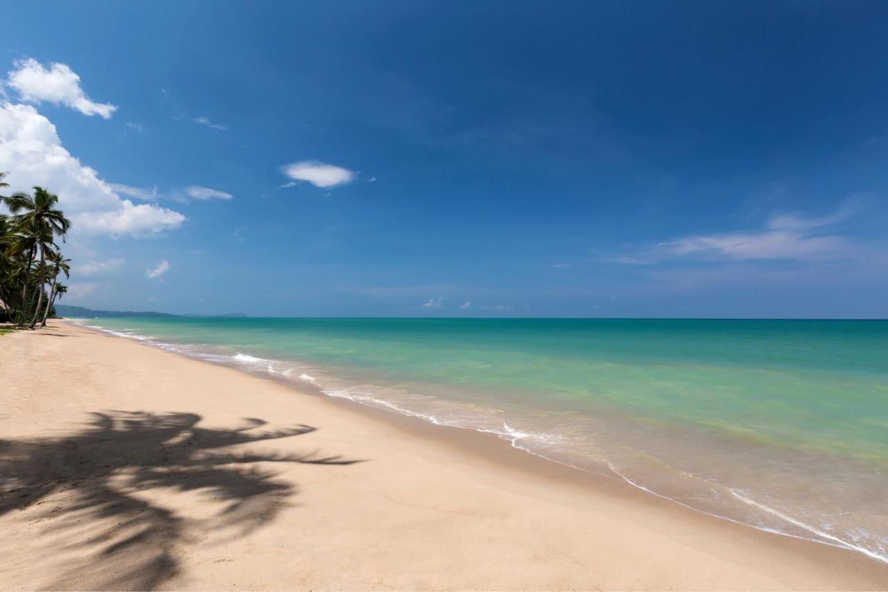 Jw Marriott Khao Lak Resort And Spa Kültér fotó Hua Hin beach