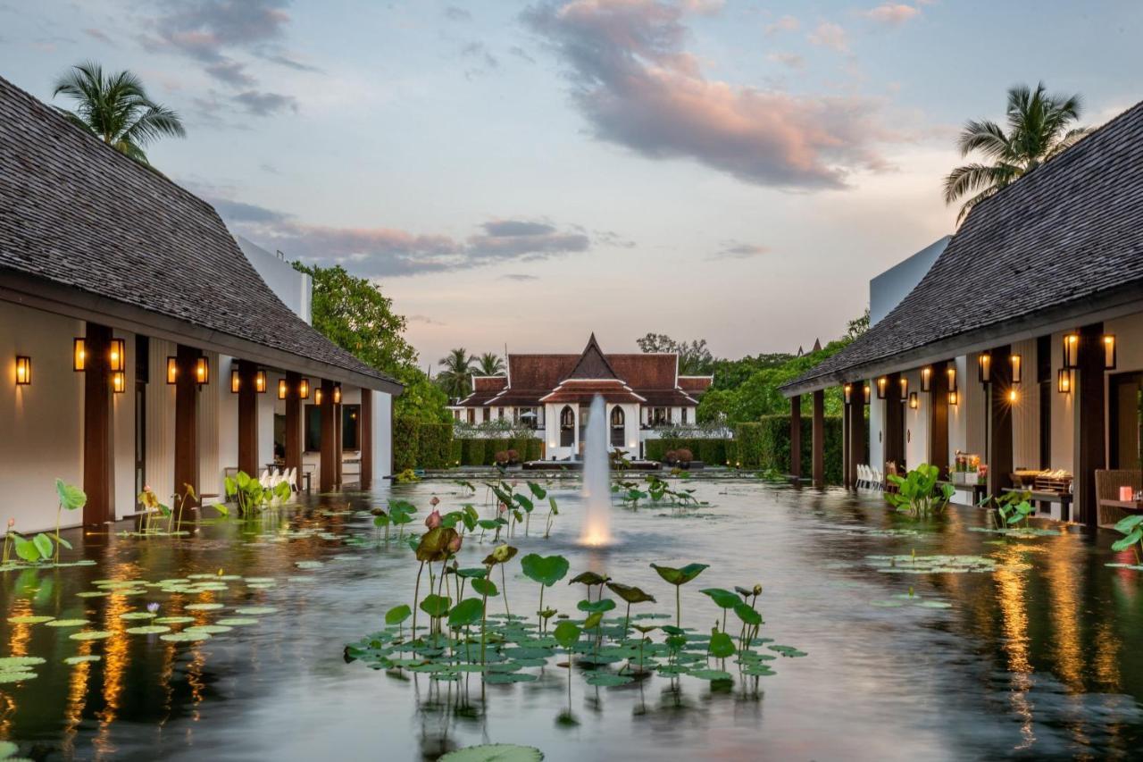 Jw Marriott Khao Lak Resort And Spa Kültér fotó The Royal Pool at The Royal