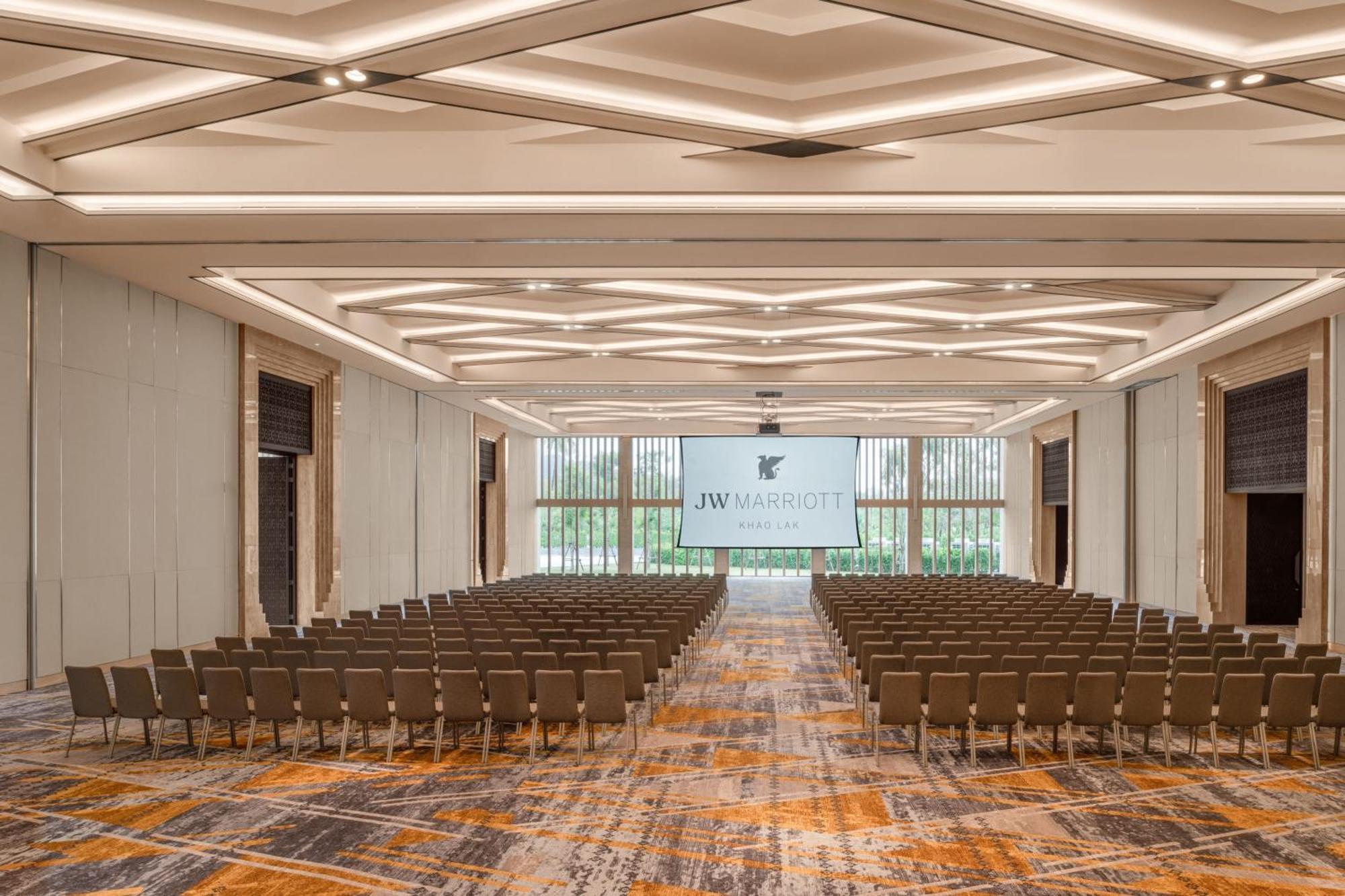 Jw Marriott Khao Lak Resort And Spa Kültér fotó The ballroom